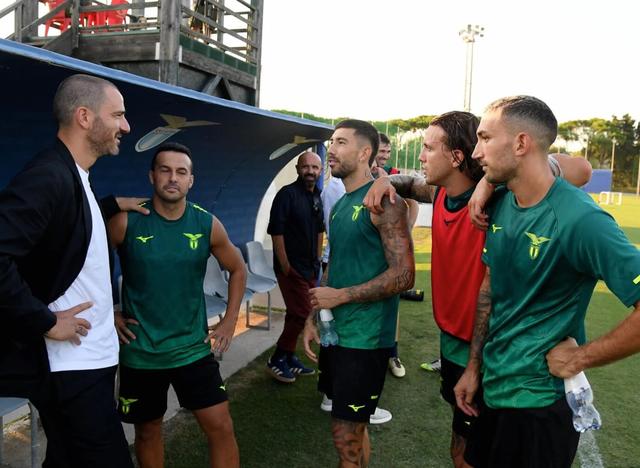 nkd, dingy nkd, dingy